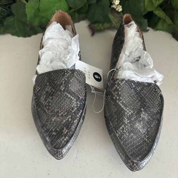 A New Day Womens Memory Foam Snake Print Flats Graphite Size 6W - Picture 1 of 9